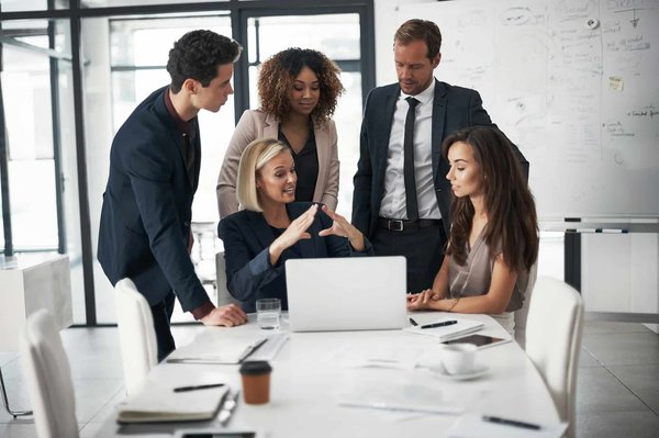 Comment les seniors peuvent-ils utiliser les techniques de visualisation pour améliorer leur bien-être émotionnel?